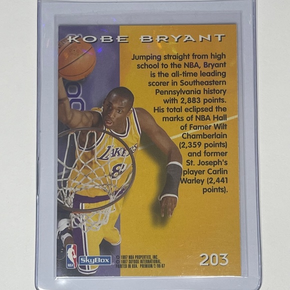 Kobe Bryant Skybox Premium Rookie Card - Picture 2 of 10